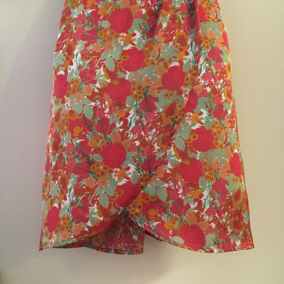 Forever 21 Contemporary Floral Sleeveless Dress - Picture 5 of 8